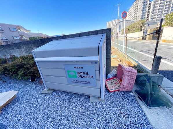 グラーレ下井草の物件内観写真